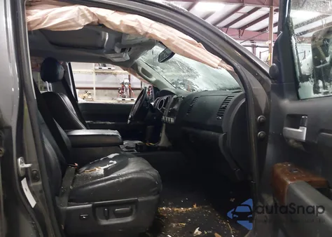 2012 Toyota Tundra Limited 5.7L V8 z USA, uszkodzony, nr VIN 5TFHW5F11CX226932